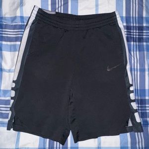 Nike Dry-Fit shorts Sz XL